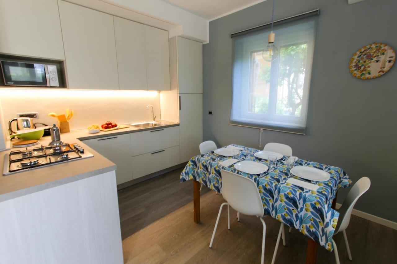 Maison Olive Desenzano del Garda Exterior foto